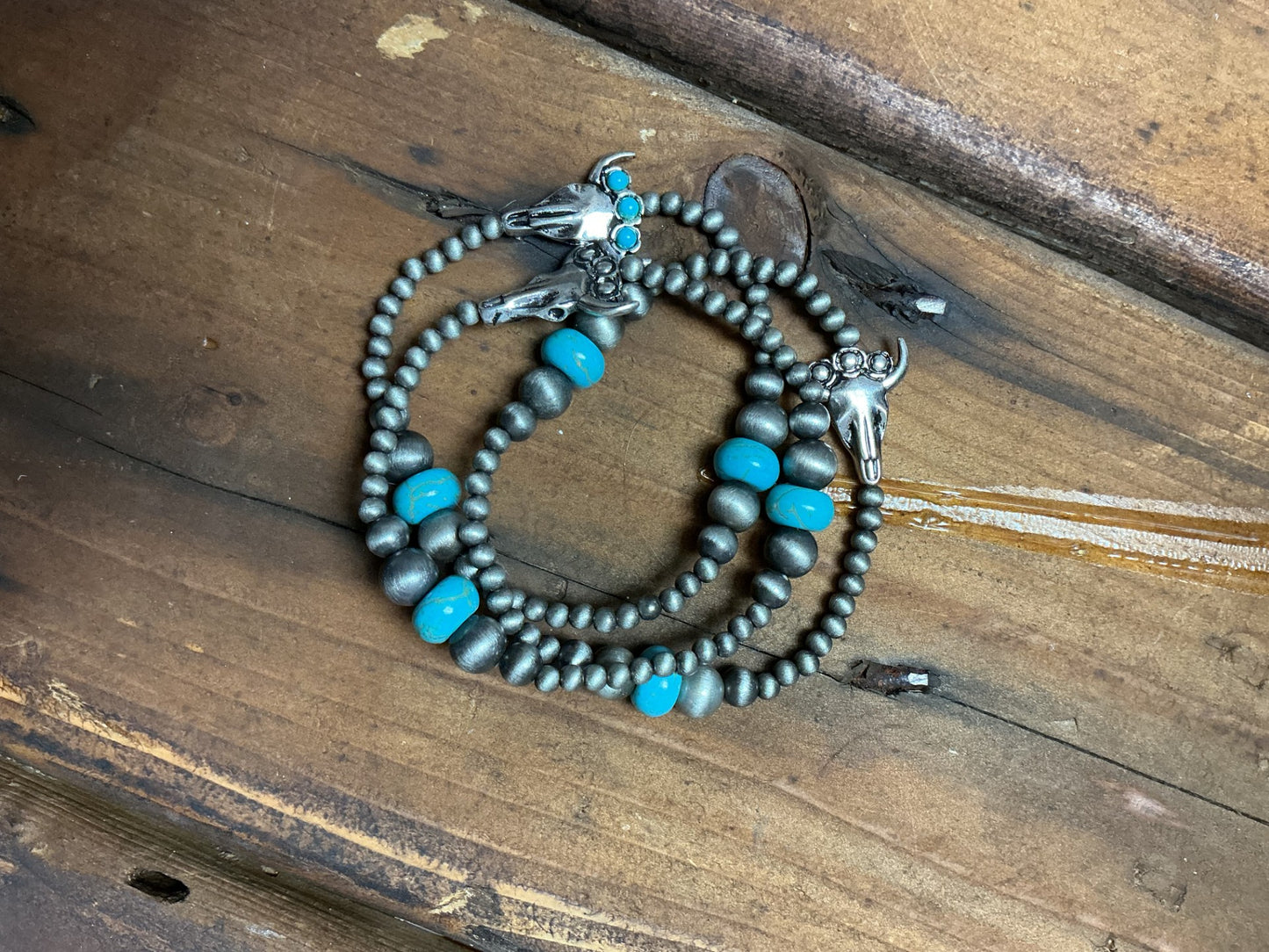 3 Layer Navajo Pearl and Stone Stretch Bracelet- Silver