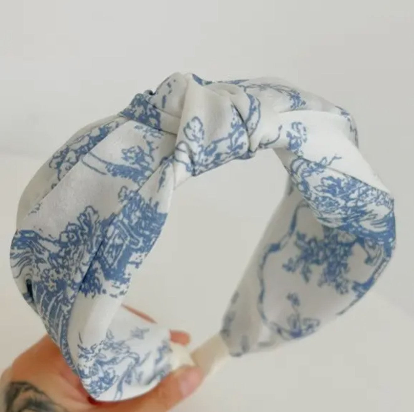 Floral Toile Pattern Vintage Hair Band- Blue